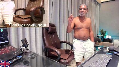 OnlineBossUK live cam on Cam4