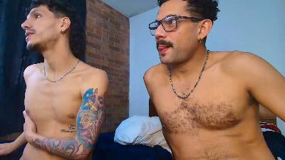 OnlyDave20 live cam on Cam4