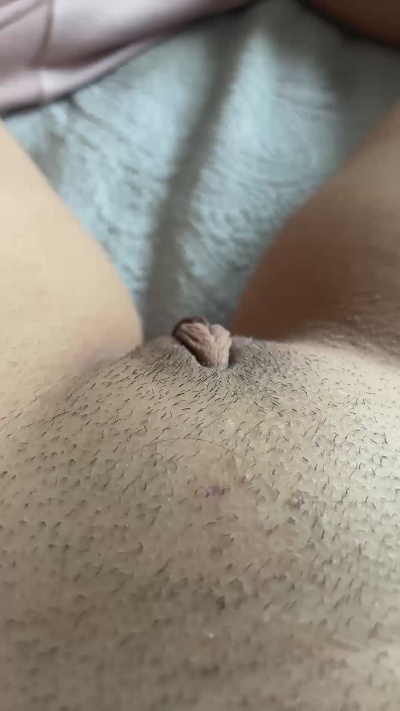 OnlyPussy18 live cam on Cam4