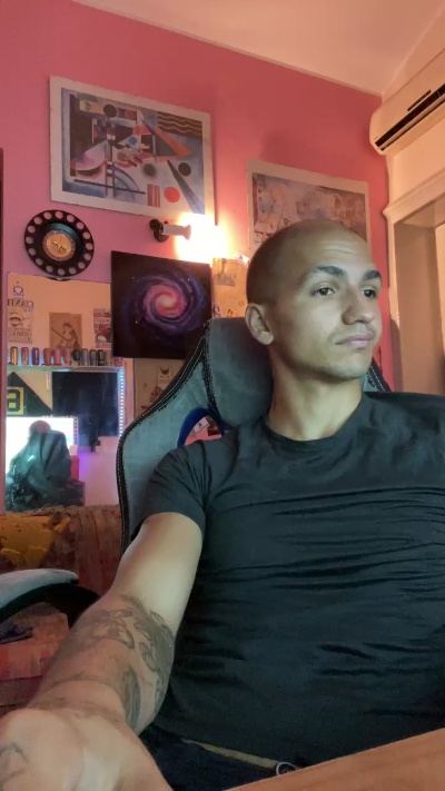 Onlymarsix live cam on Cam4