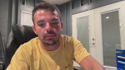 Oofthatguy live cam on Cam4