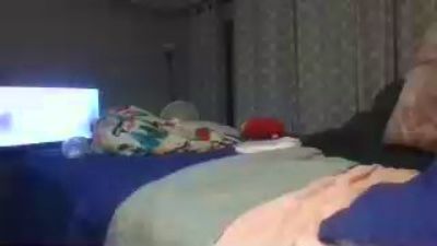 Ooops live cam on Cam4