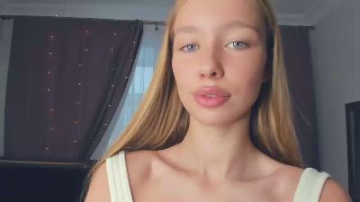 OpalChar live cam on Cam4