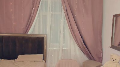 OpalChar live cam on Cam4