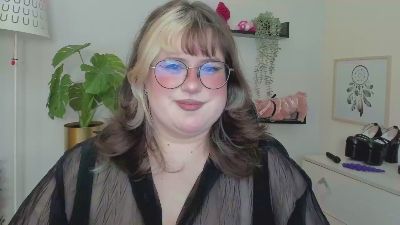 OpheliaLush live cam on Cam4