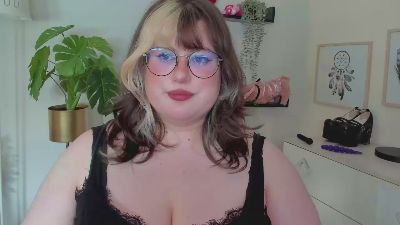 OpheliaLush live cam on Cam4