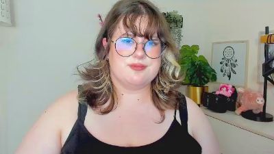 OpheliaLush live cam on Cam4
