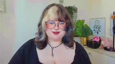 OpheliaLush live cam on Cam4