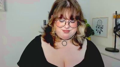 OpheliaLush live cam on Cam4