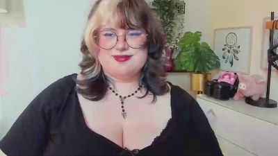 OpheliaLush live cam on Cam4