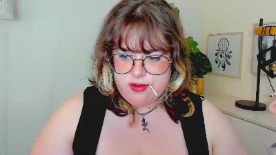 OpheliaLush live cam on Cam4