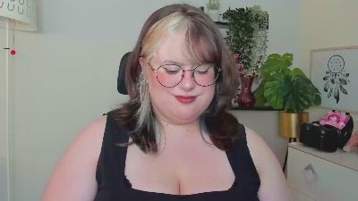 OpheliaLush live cam on Cam4