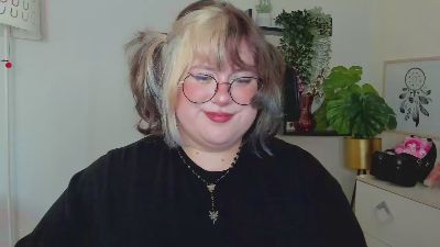 OpheliaLush live cam on Cam4