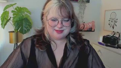 OpheliaLush live cam on Cam4