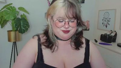 OpheliaLush live cam on Cam4