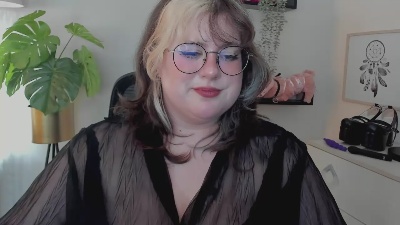 OpheliaLush live cam on Cam4