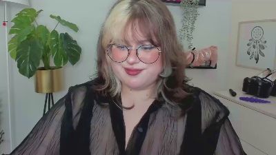 OpheliaLush live cam on Cam4