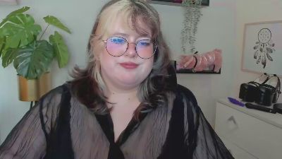 OpheliaLush live cam on Cam4