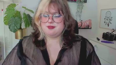 OpheliaLush live cam on Cam4