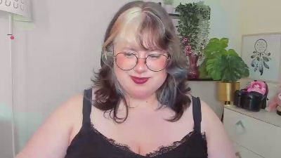 OpheliaLush live cam on Cam4