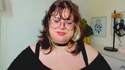 OpheliaLush live cam on Cam4
