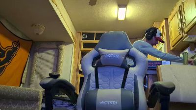 Opondestrea live cam on Cam4
