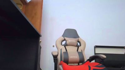 Opondestrea live cam on Cam4