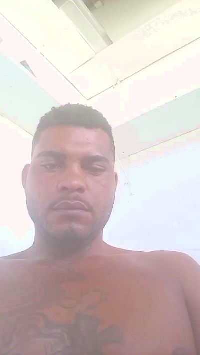 Opreto25 live cam on Cam4