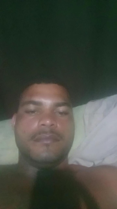 Opreto25 live cam on Cam4
