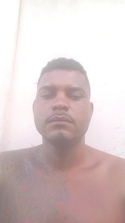 Opreto25 live cam on Cam4