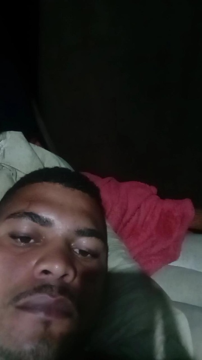Opreto25 live cam on Cam4