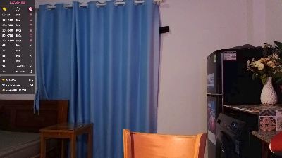 OraliaSenese live cam on Cam4