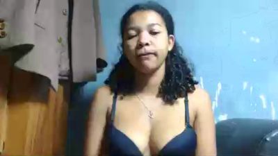Oreliee4 live cam on Cam4