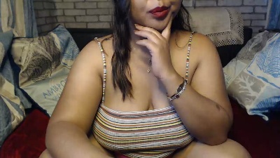 Oriane22 live cam on Cam4
