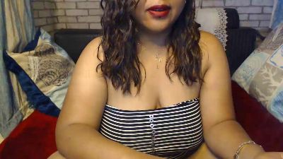 Oriane22 live cam on Cam4