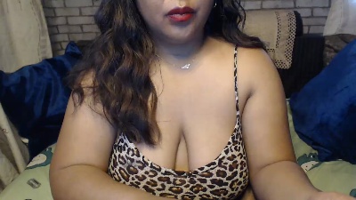 Oriane22 live cam on Cam4