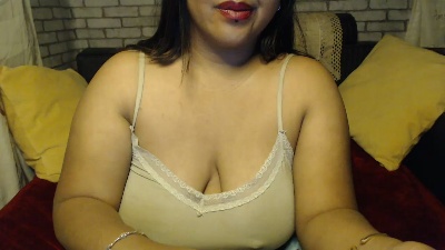 Oriane22 live cam on Cam4