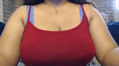 Oriane22 live cam on Cam4
