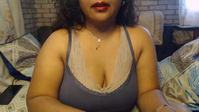 Oriane22 live cam on Cam4