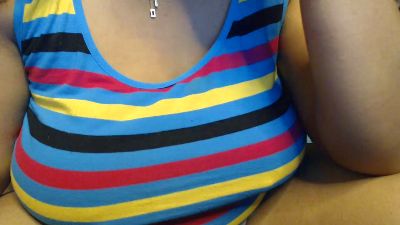Oriane22 live cam on Cam4