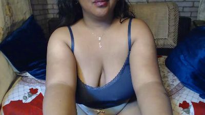 Oriane22 live cam on Cam4