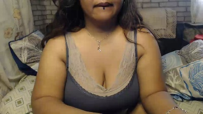 Oriane22 live cam on Cam4