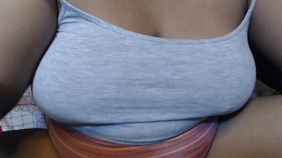 Oriane22 live cam on Cam4