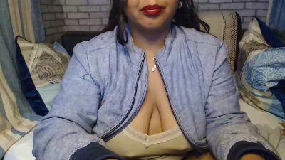 Oriane22 live cam on Cam4