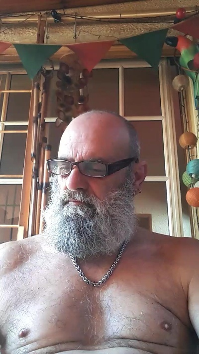 Orlandozsur_ live cam on Cam4
