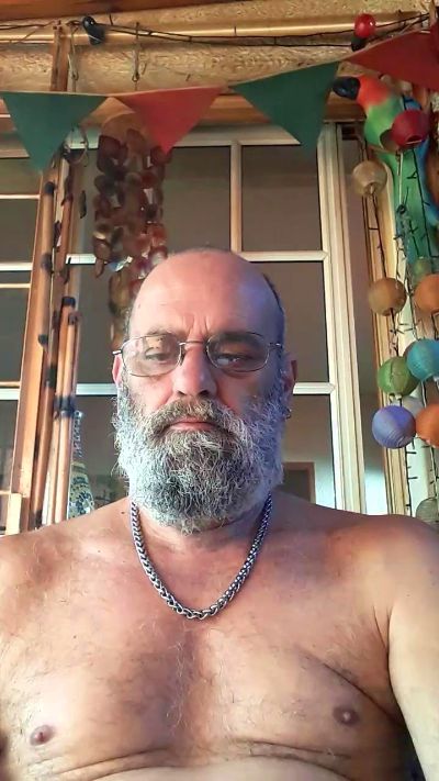 Orlandozsur_ live cam on Cam4