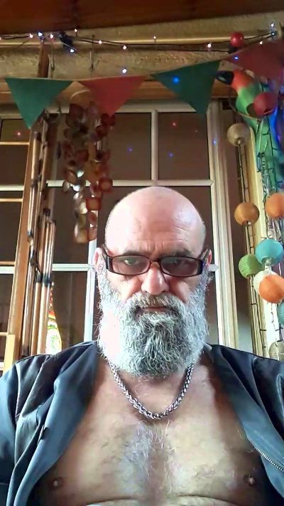 Orlandozsur_ live cam on Cam4