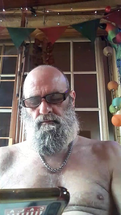 Orlandozsur_ live cam on Cam4