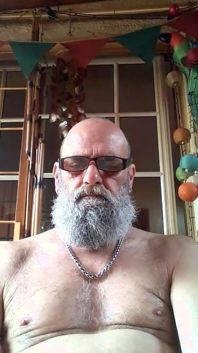 Orlandozsur_ live cam on Cam4