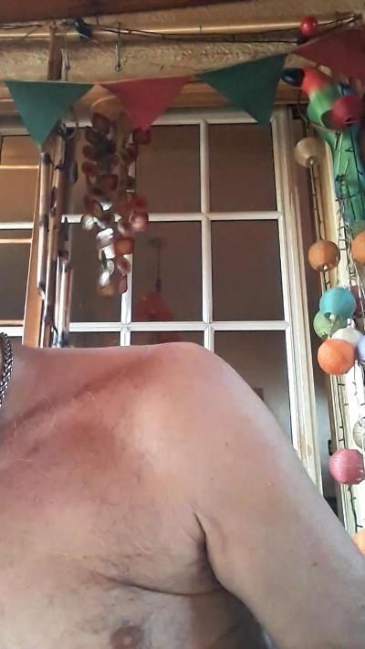 Orlandozsur_ live cam on Cam4